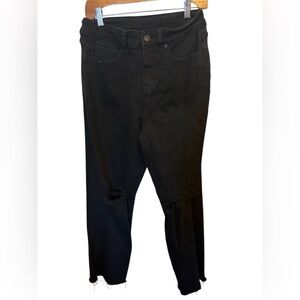 Classic Black Women's Skinny Jeans